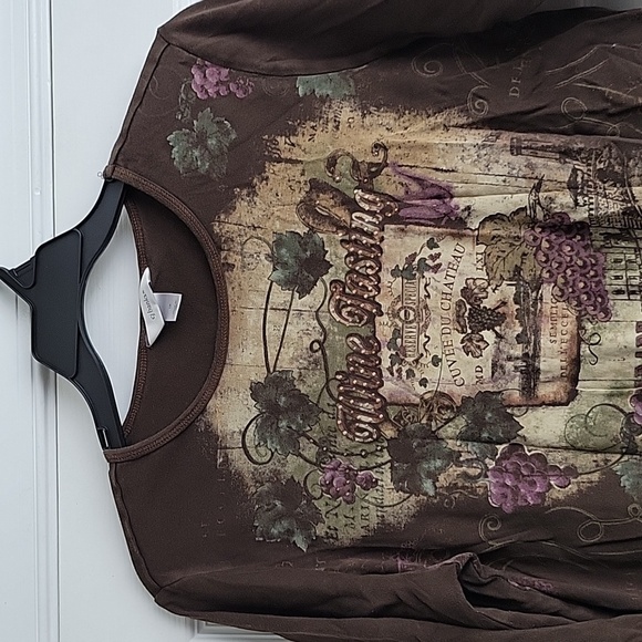 CJ Banks Women's Top - Picture 4 of 11